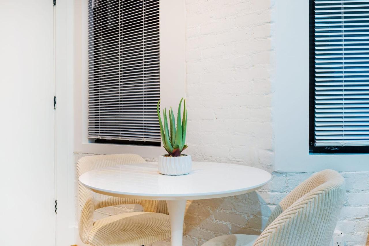 Appartamento 403-2e Newly Renovated Ues New York