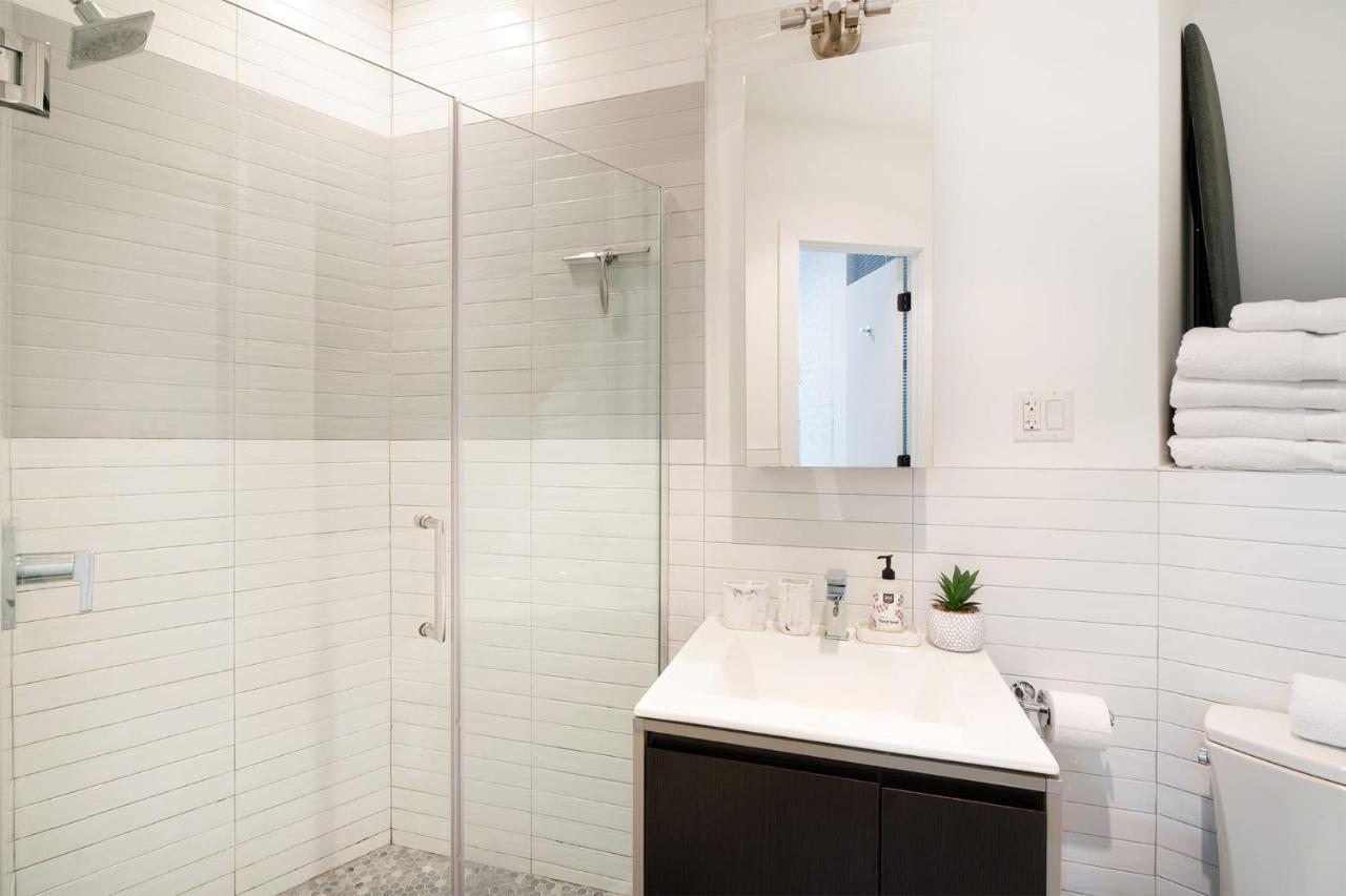 Apartment 403-2e Newly Renovated Ues *